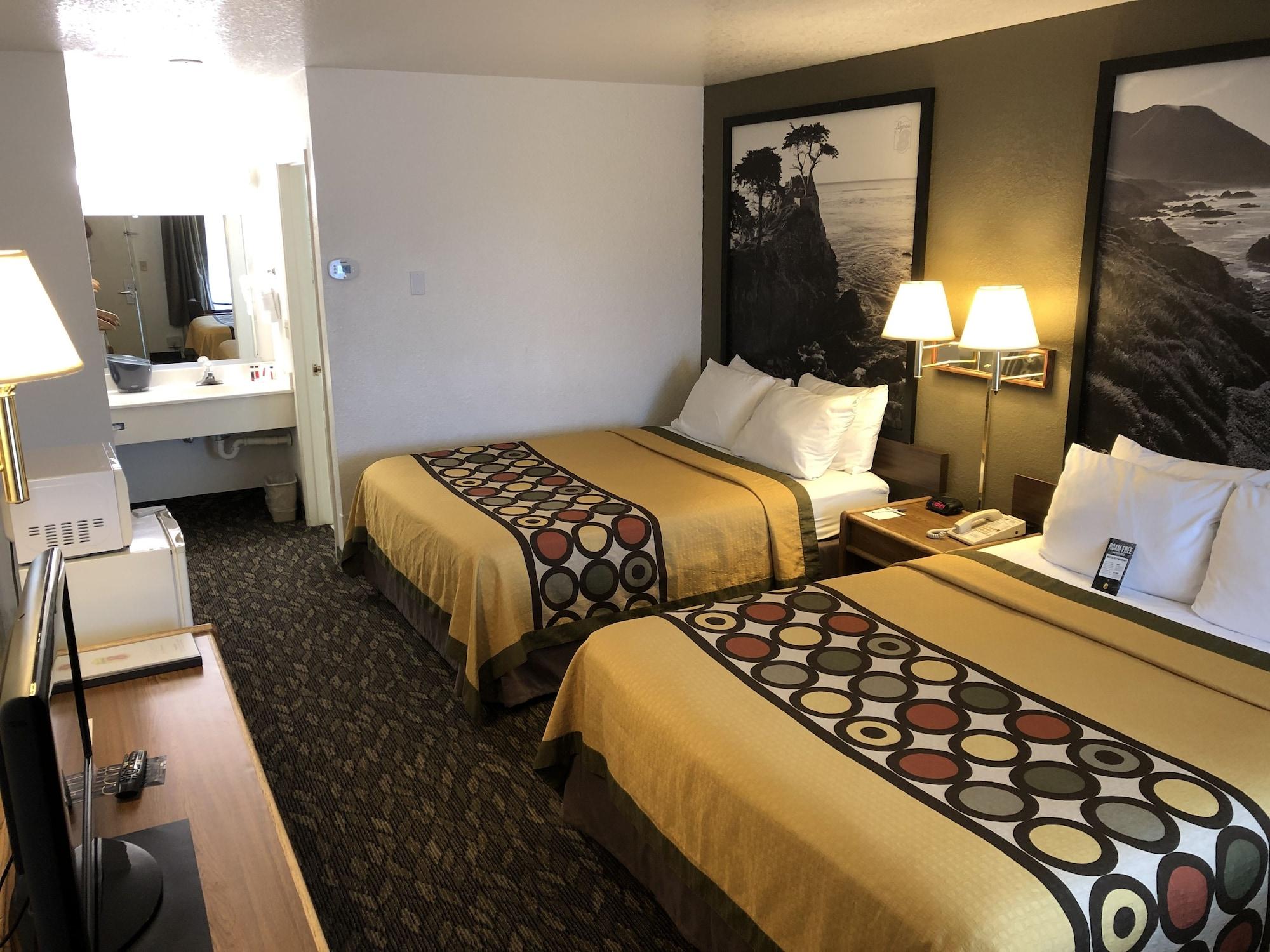Super 8 By Wyndham Fort Bragg Extérieur photo