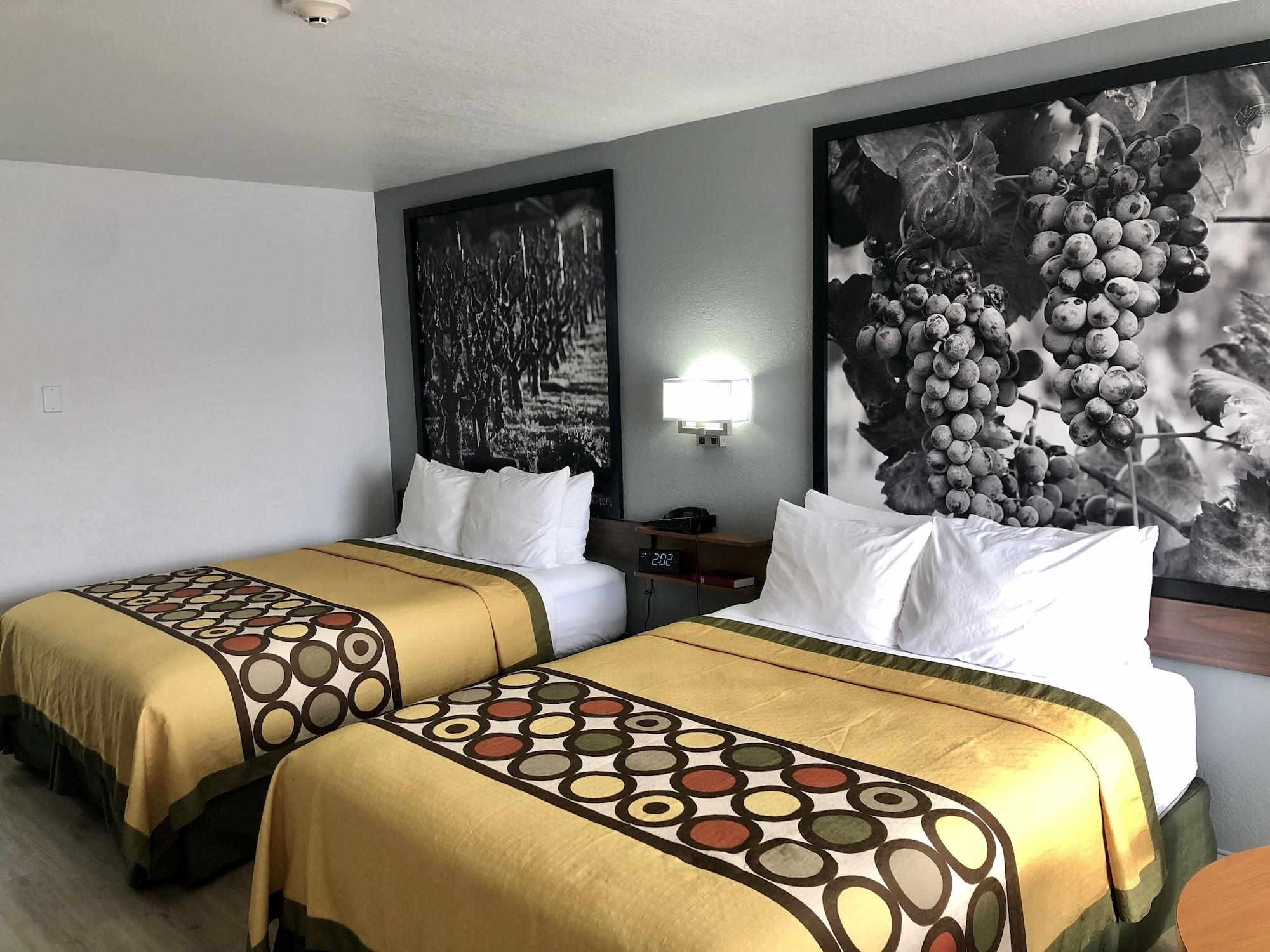Super 8 By Wyndham Fort Bragg Extérieur photo