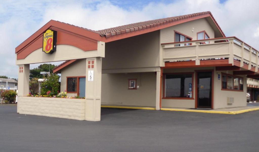 Super 8 By Wyndham Fort Bragg Extérieur photo